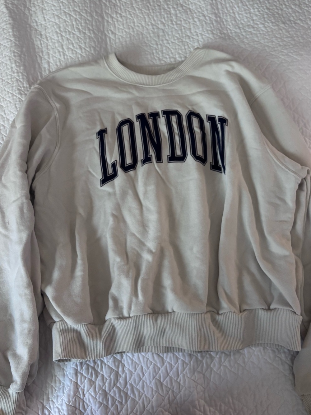 Hollister Cream Sweatshirt with Navy 'LONDON' Print